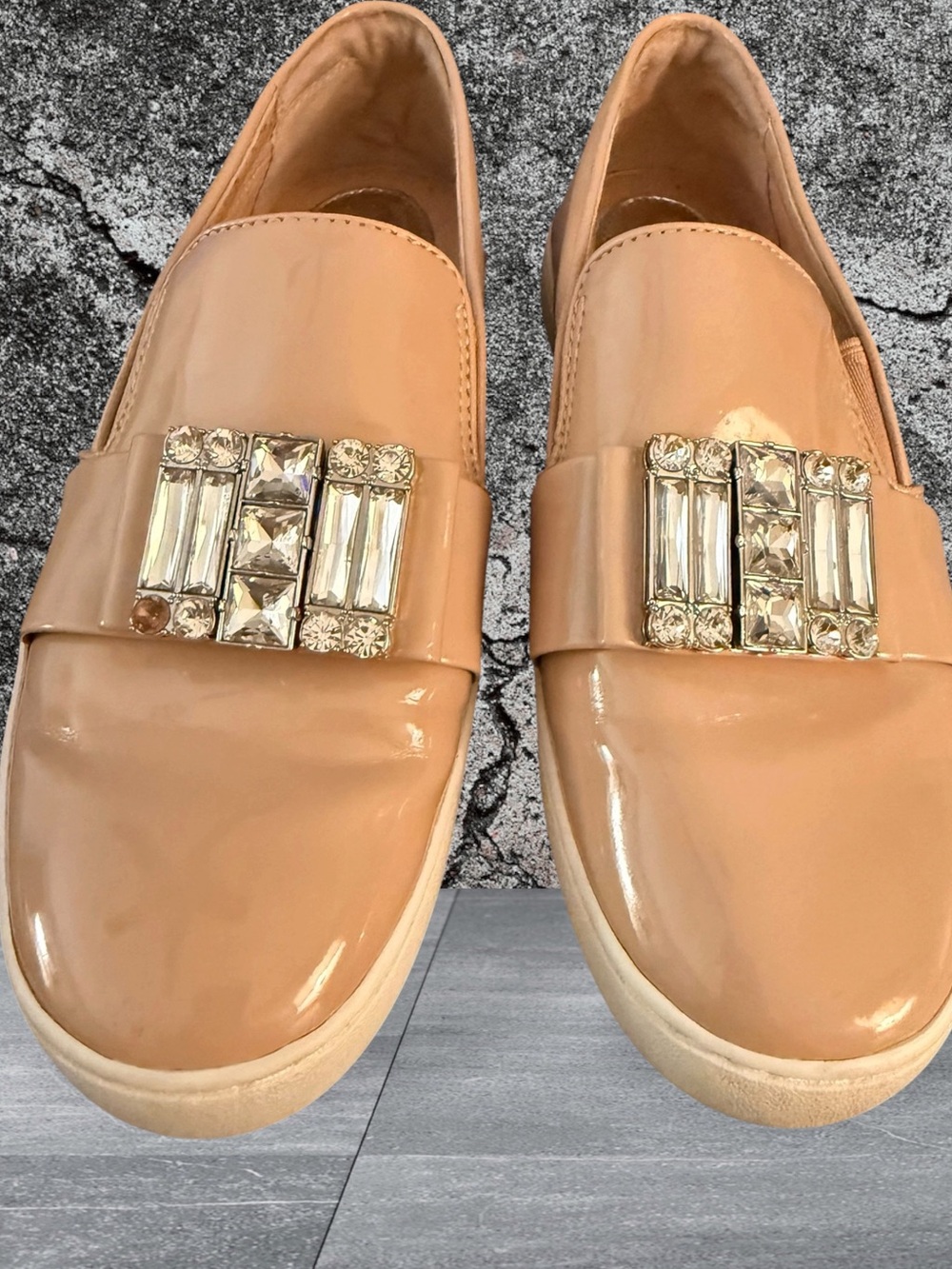Michael Kors Taupe Patent Slip On Sneakers Crystal Embellished Shoes Size 6 - Picture 12 of 12